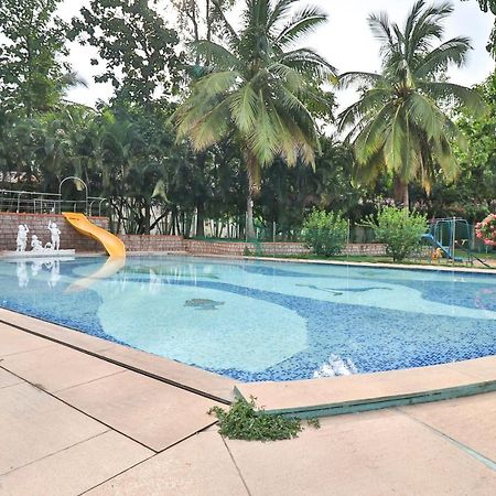 Palette - Holiday Palms Bangalore Bagian luar foto